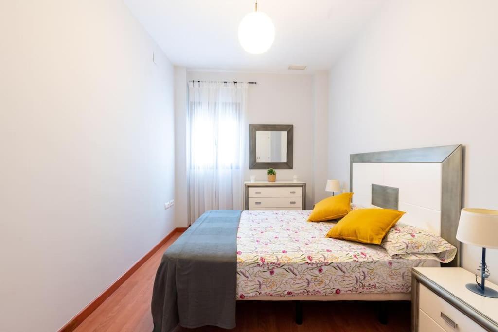 Comodo Apartamento En อัลมอนเต ภายนอก รูปภาพ
